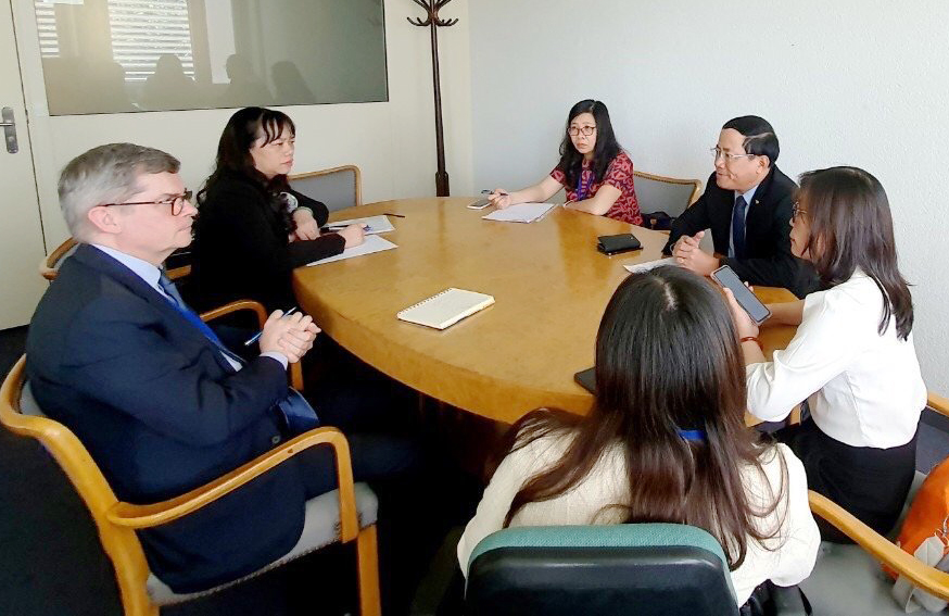 cuộc họp cấp cao giữa đoàn Việt Nam và chủ tích POC