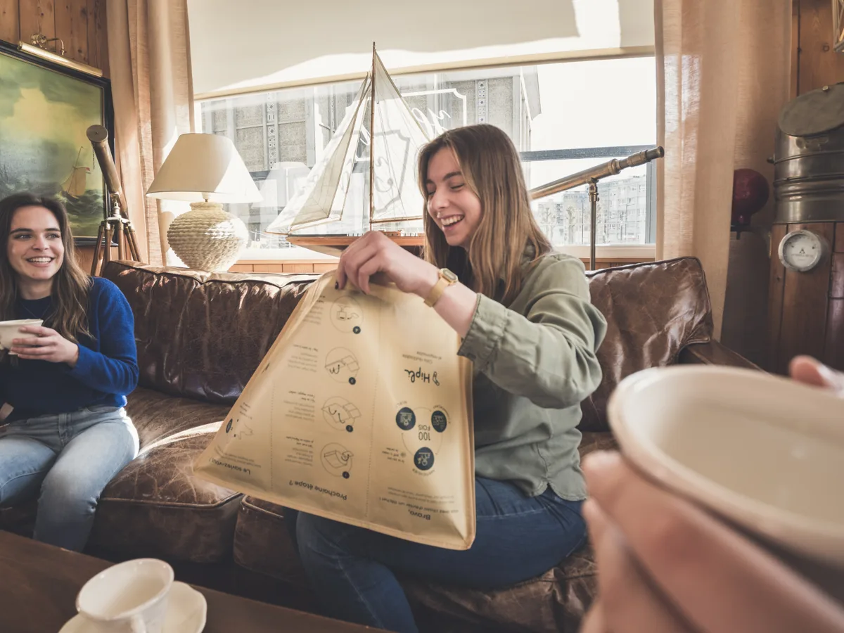 Eta123 vệ sinh túi