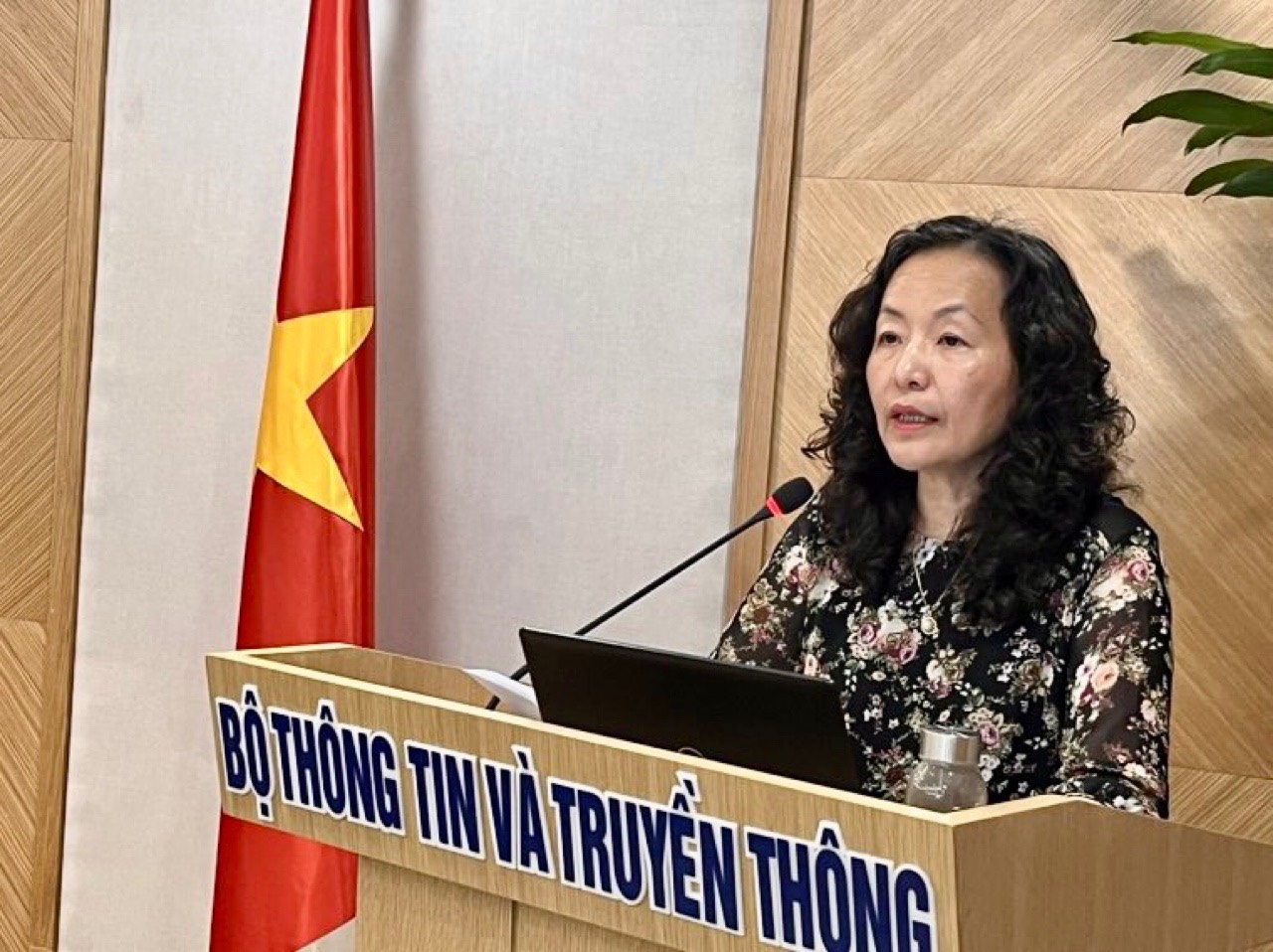 vụ trưởng vụ bưu chính